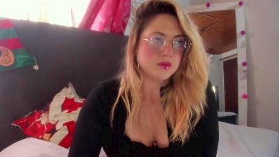 miss_julietaa live from United States