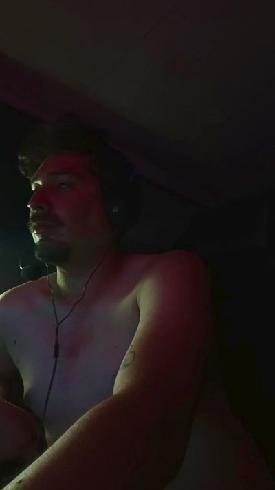 mrmojorisin69 live from Chile