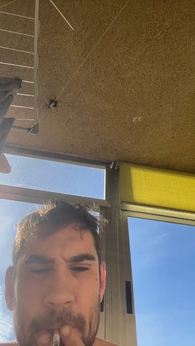 nene_guapete live from Spain