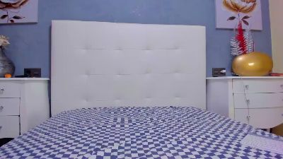 nicol_hot30 live from Spain