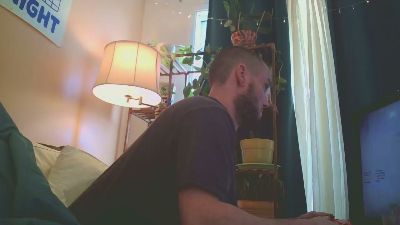 nous2xxxxxx live from Canada