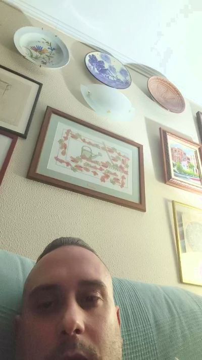 papascandy live from Spain