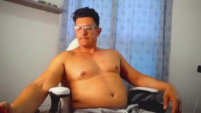 pedropicapi live from Colombia