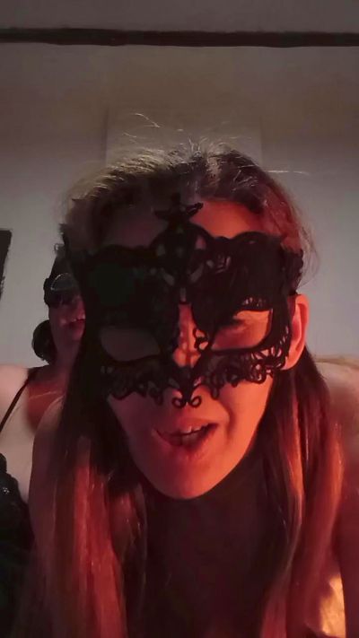 penlope8 live from Spain