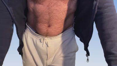 perrosumiso live from Spain