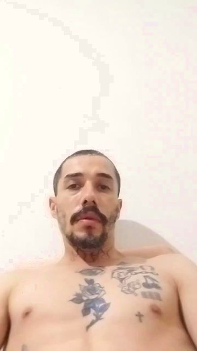 pipizinhopauzao live from Brazil