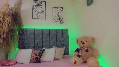 roxy_sexy21 live from Colombia