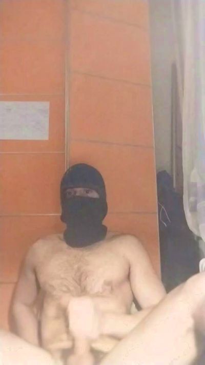 ryuzaki8 live from Italy