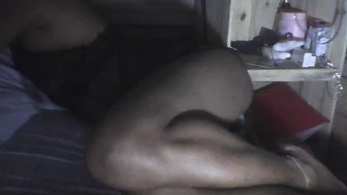 sandie7 live from Madagascar