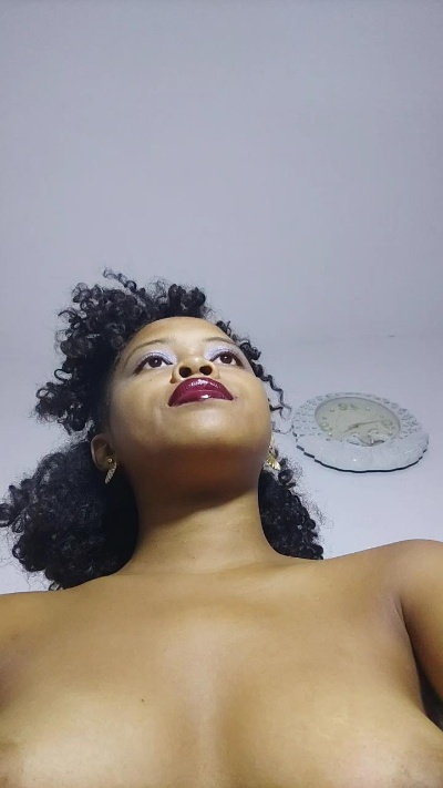 sexy3076 live from Madagascar