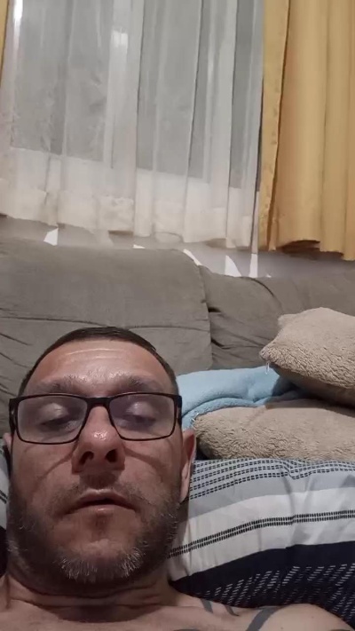 singlecarinhoso live from Brazil