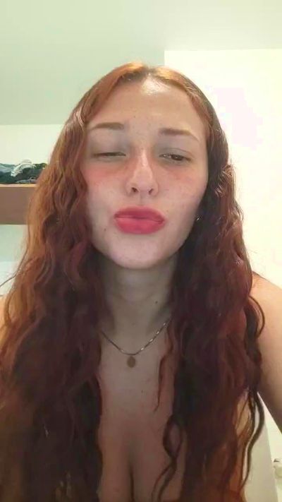 skarlett8_foxy live from Italy
