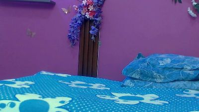 skinnybarbie022 live from Colombia