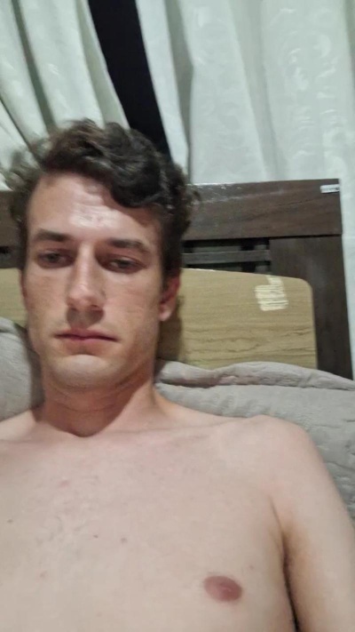 skinnyboy03 live from Brazil