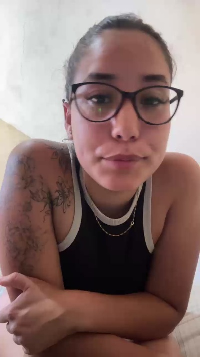 soy_nicole live from Argentina