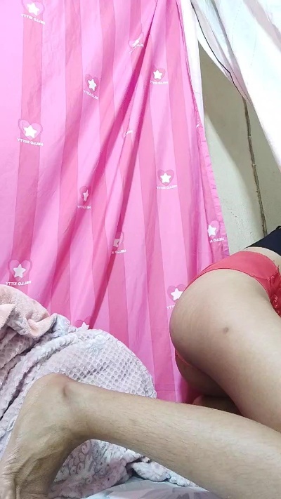 sweetfatpussyp3 live from Madagascar