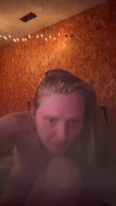 tHeartBreaKerr live from United States