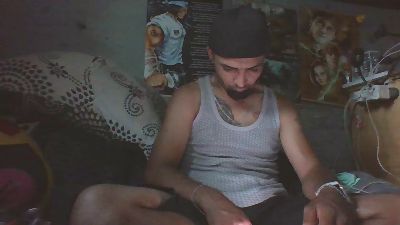 tavitho31 live from Chile