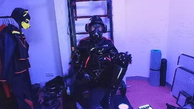 tom_rub live from Germany