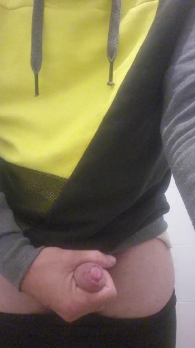 toni2331 live from Spain