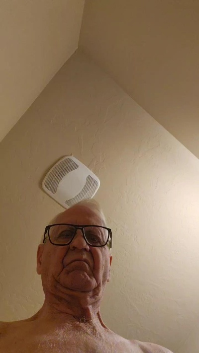 trucker99hot live from United States