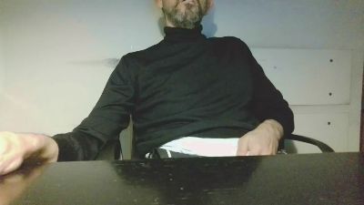 ungoi live from Italy