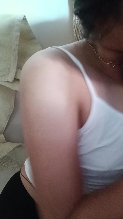 wild_starlet live from Philippines