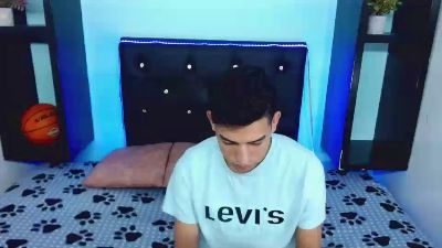 x_oliver_x live from United States