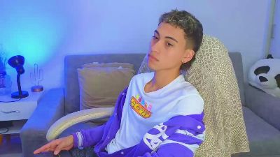 yulian_vasquez live from Colombia