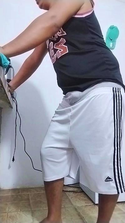 zenzero_piss live from Venezuela